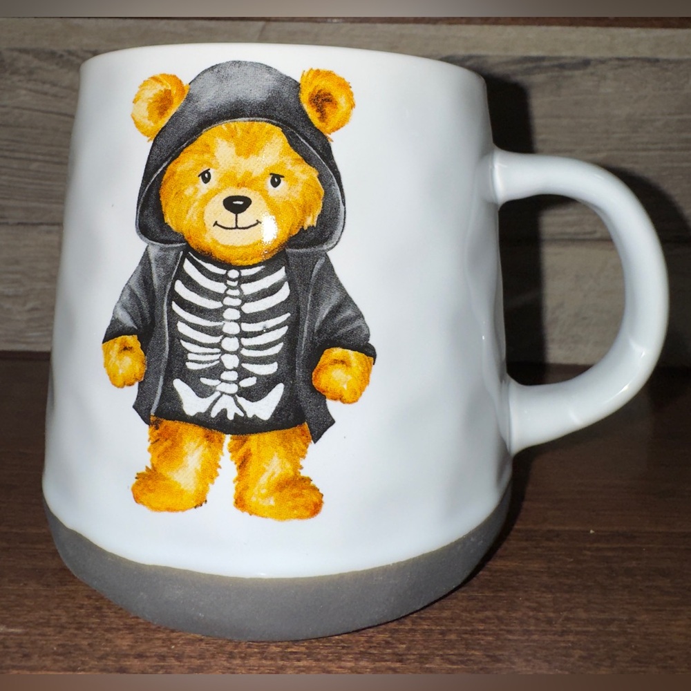 Super Cute 🥰 Halloween Skeleton 💀 Teddy Bear 🐻 Mug by Prima Design - New